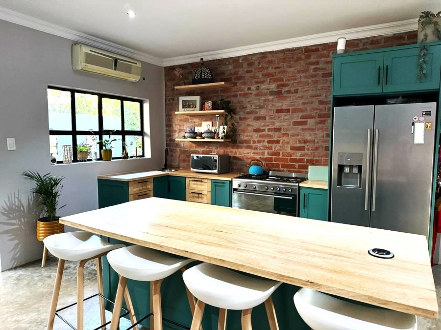 3 Bedroom Property for Sale in Safari Gardens North West